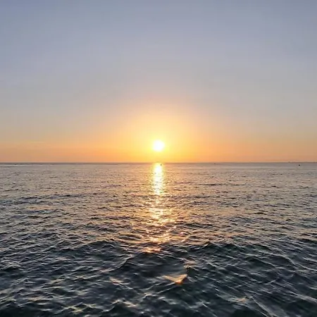 Marina Sunset Дом отдыха Ле-Гро-дю-Руа