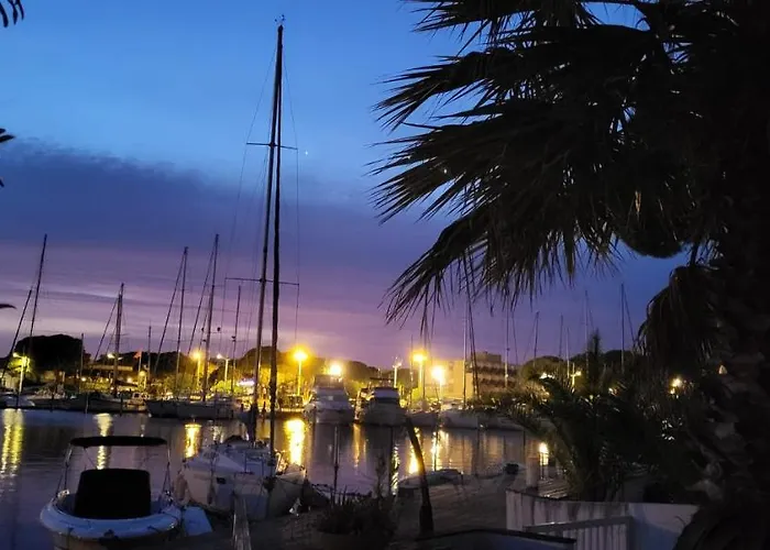 Marina Sunset Дом отдыха Ле-Гро-дю-Руа